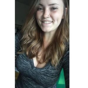 Meet your Posher, Cassandra